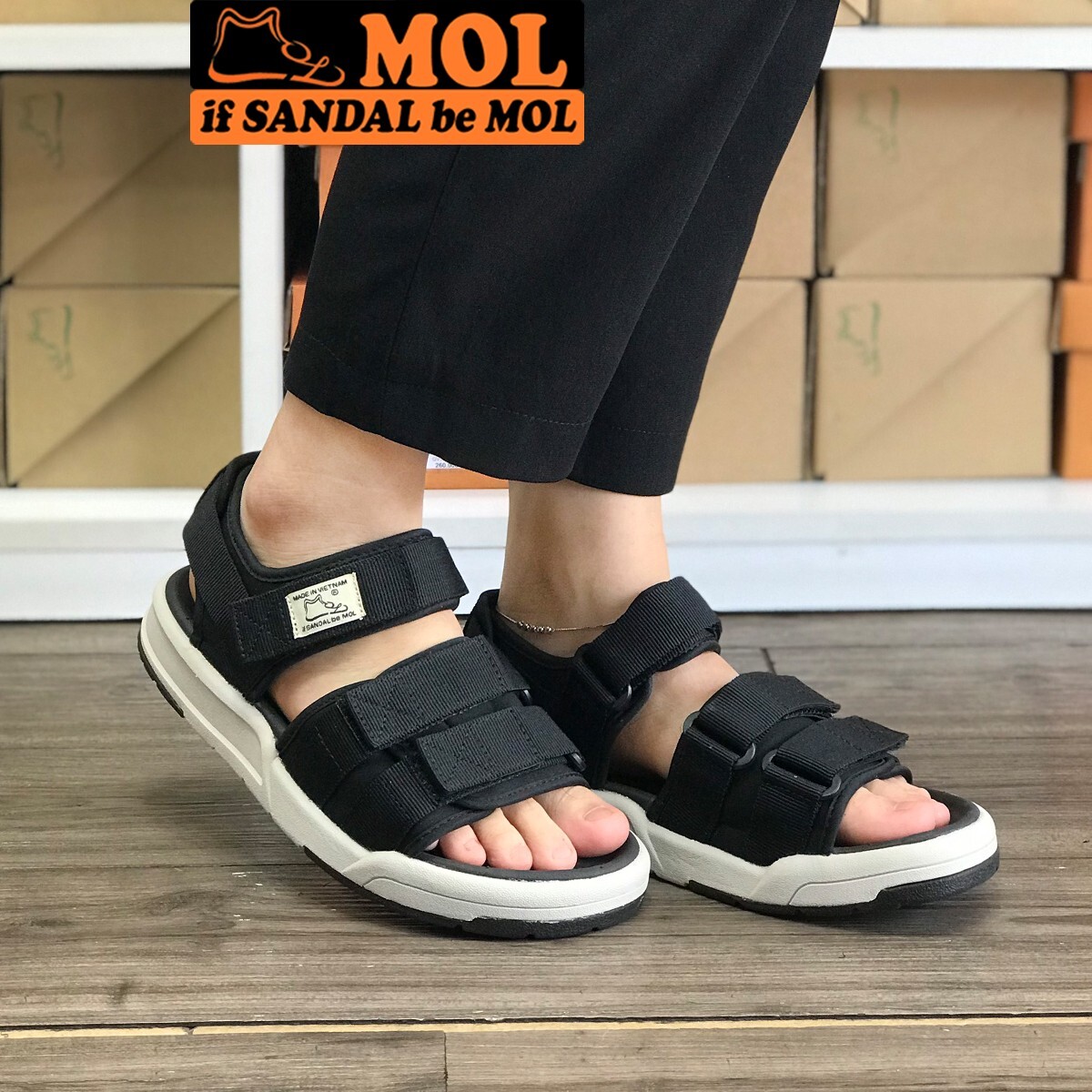 sandal-nam-nu-hieu-mol-ms18042.jpg