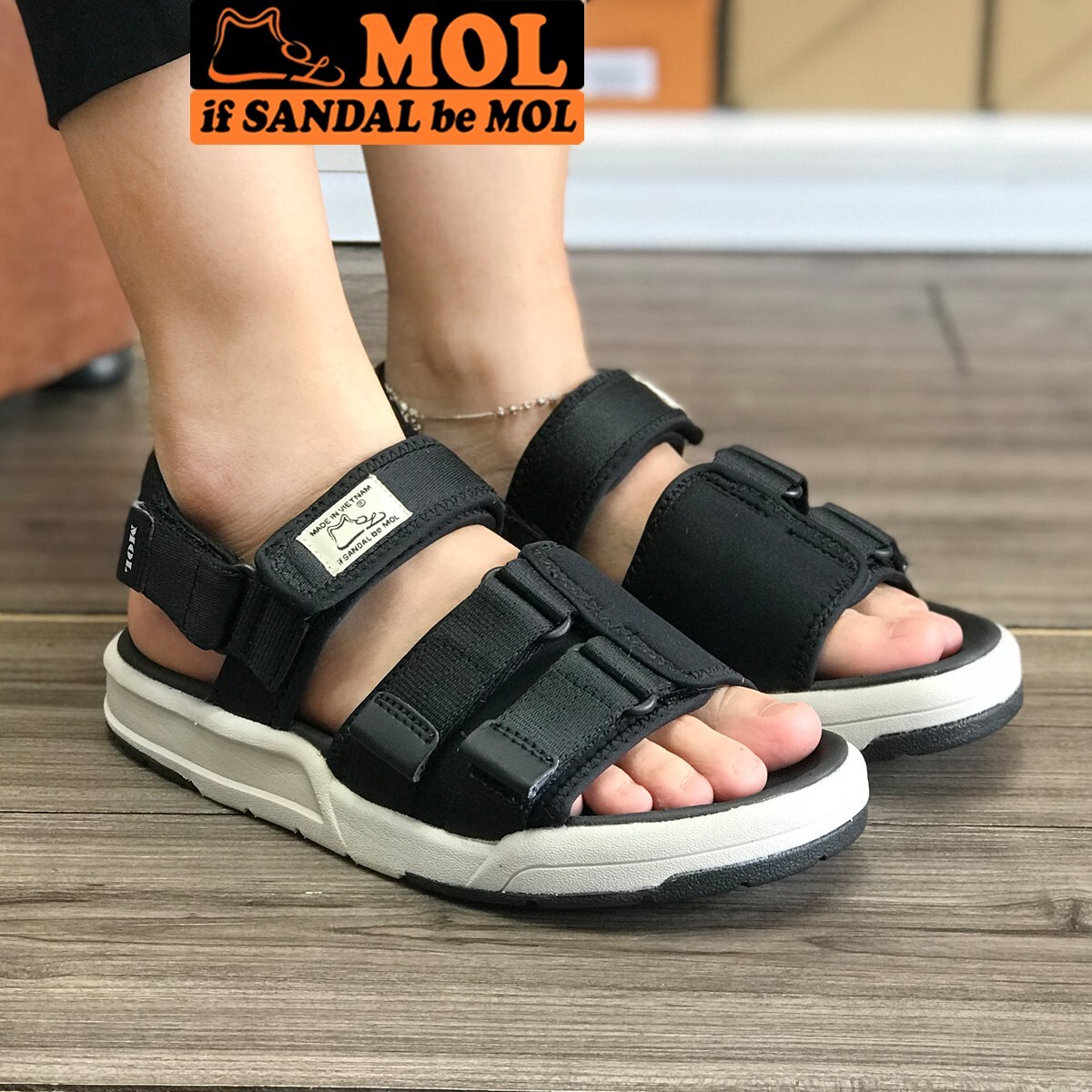 sandal-nam-nu-hieu-mol-ms1805b29.jpg