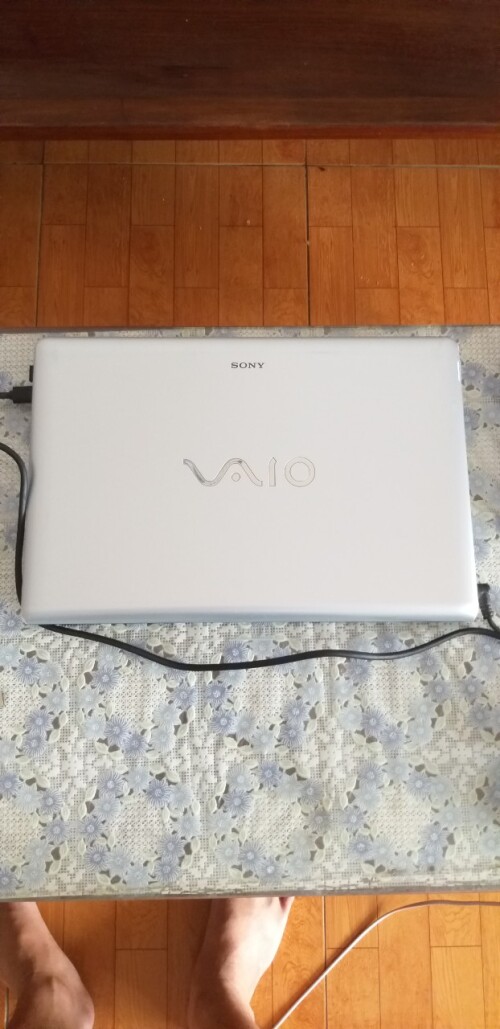 Hinh-Laptop-Sony-Vaio-i5-450M--0208f17ea6b1d34c96.jpg
