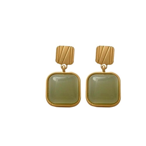 Trend-Summer-Cute-Geometric-Ear-Clip-Earrings-Retro-Vintage-Style-Light-Green-Square-Clip-Earrings-for-Womenc7b2f045945c2cd5.jpeg