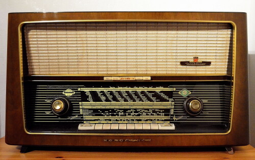 RADIO-TUBE-ELVISPHUC.COM7a63f123bec592a9.jpeg