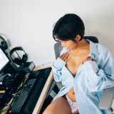 Booty-Queen---Girl-Friend-46e8dec9508205b63f