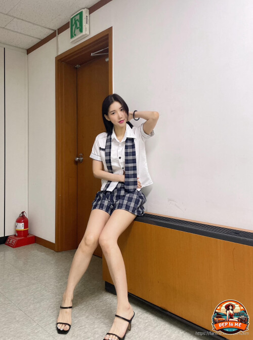DJ-MIU-91e48cb934910eca2a.jpeg