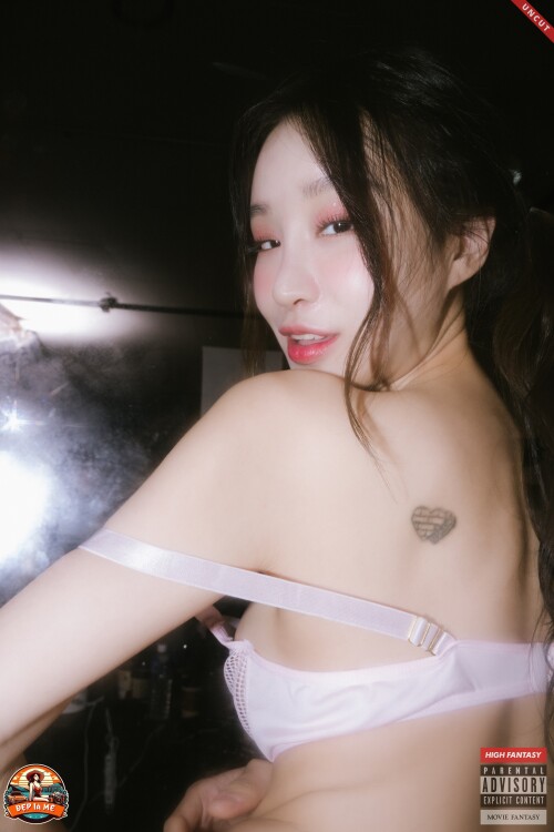 Lee-seol---Birth-UNCUT-1994dbfd65ceac85dc.jpeg