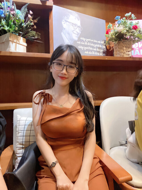 Kim-Phng-Summer-1f8523267042d3702.jpeg