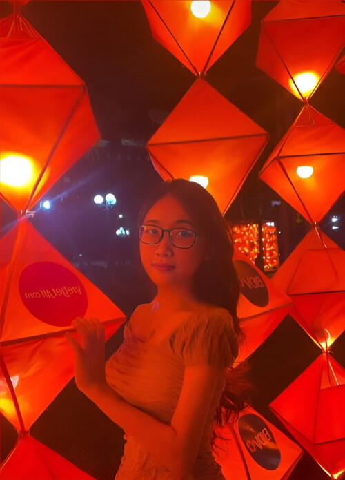 Kim-Phng-Summer-93ca252fb6b38ca37.jpeg